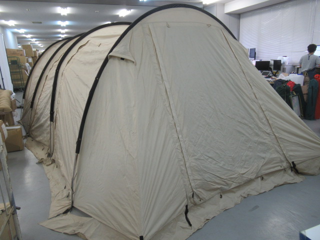 DOPPELGANGER OUTDOOR（ドッペルギャンガー） カマボコテント2
