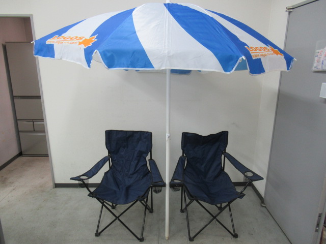 ノーブランド チェア2脚・パラソルセット