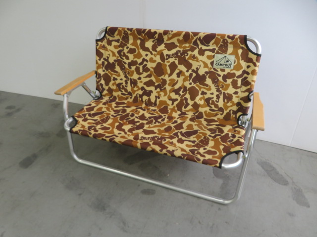 CAPTAIN STAG（キャプテンスタッグ）  キャンプアウト アルミ背付きベンチ カモ
