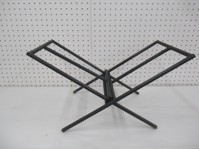 その他ブランド MUKU-MO ムクモ アイアン薪スタンド001