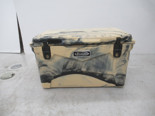 その他ブランド ディーライト アイスランドクーラー 45QT デザートカモ