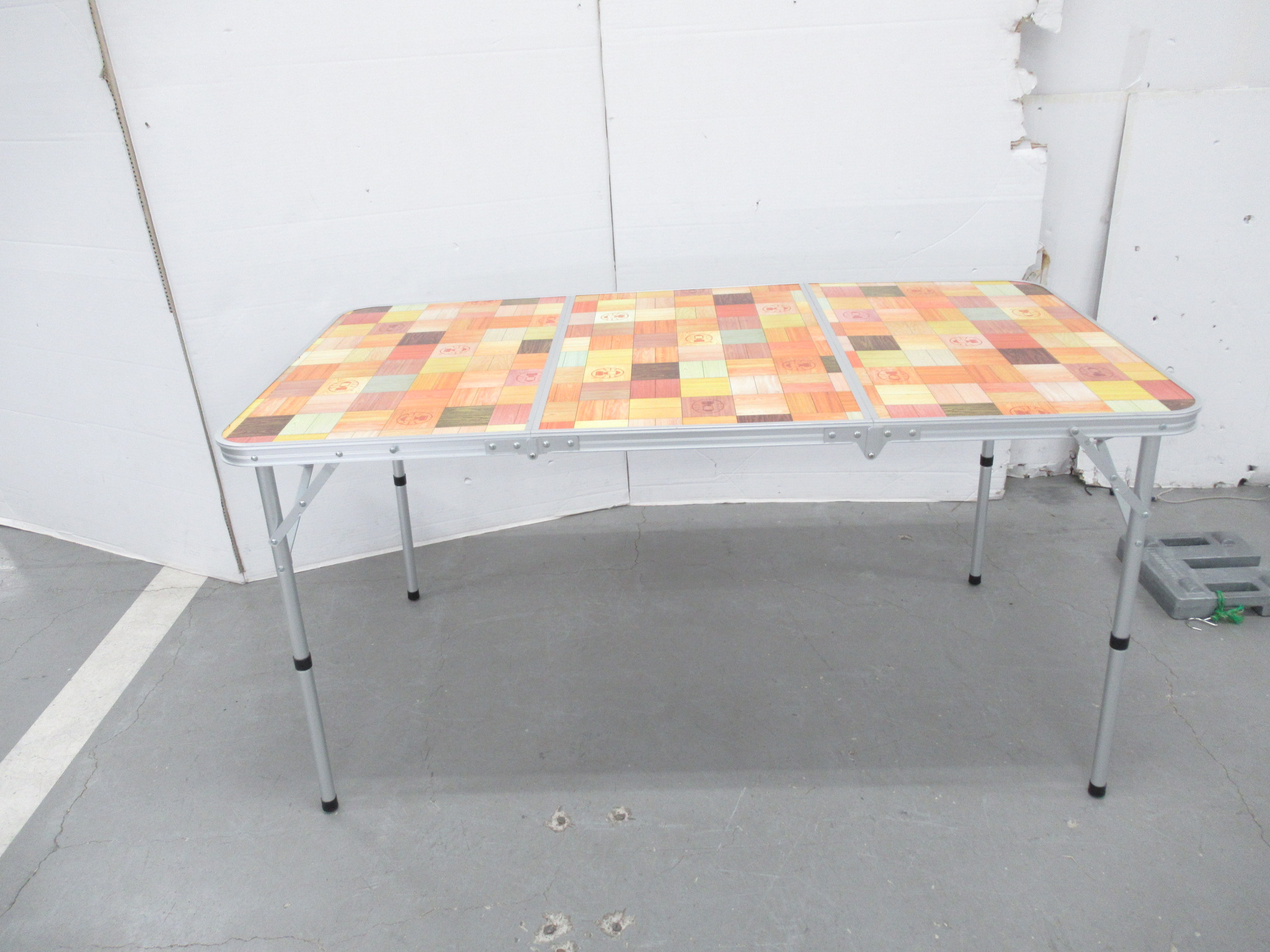 Coleman（コールマン） ナチュラルモザイクリビングテーブル/140