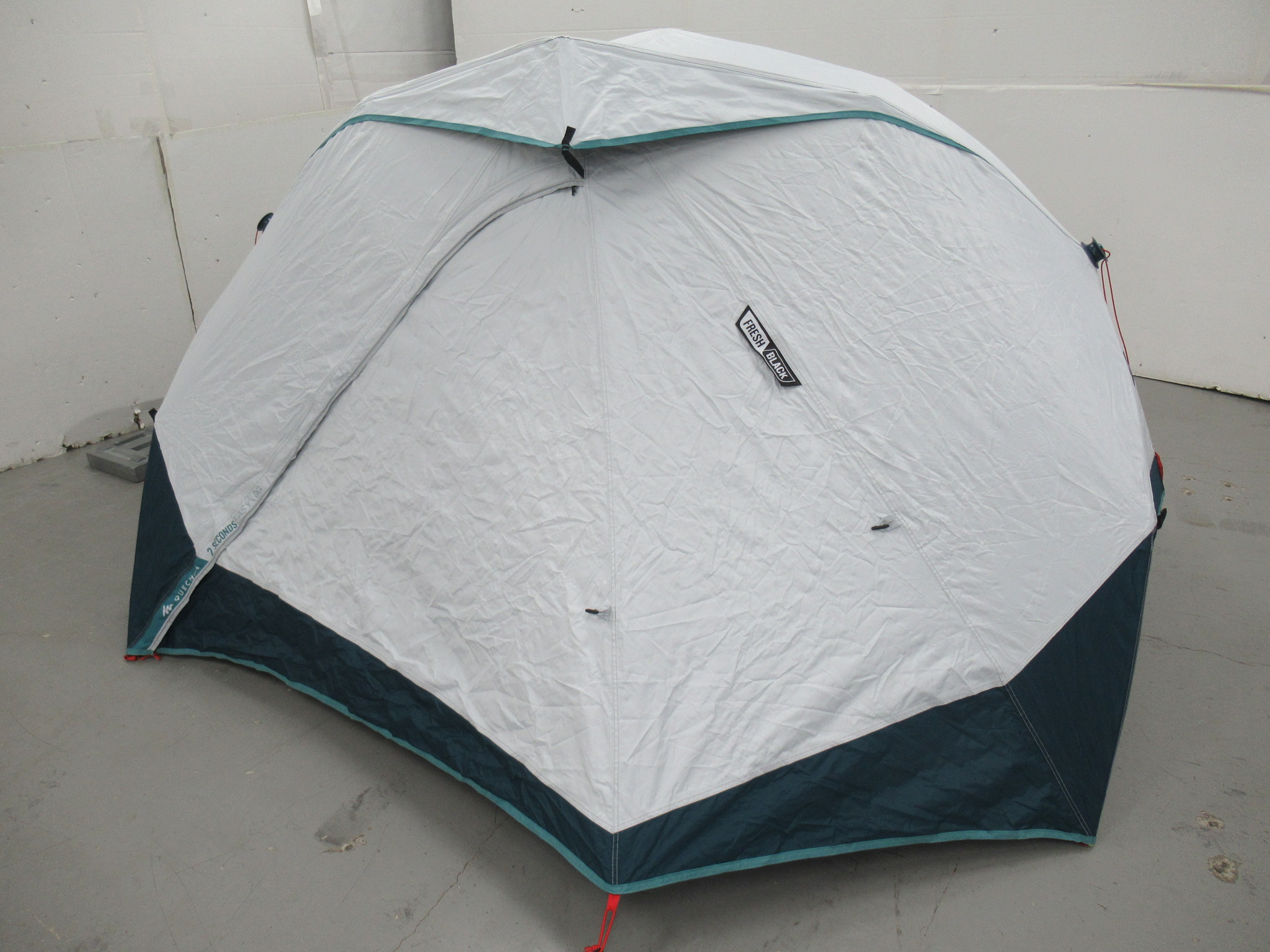 Quechua（ケシュア） 2 SECONDS EASY FRESH&BLACK