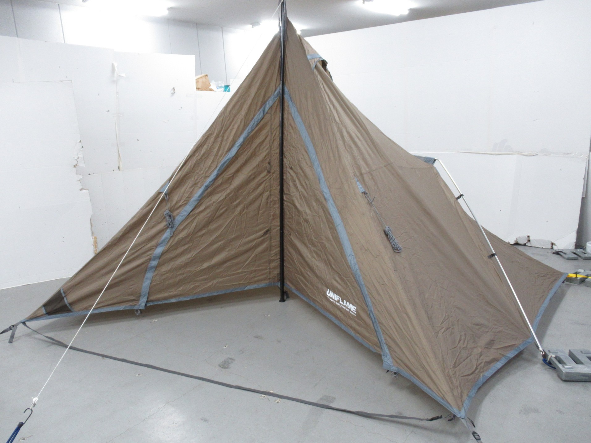 REVOルーム4プラス2・ポールセット | アウトドア用品・アウトドア