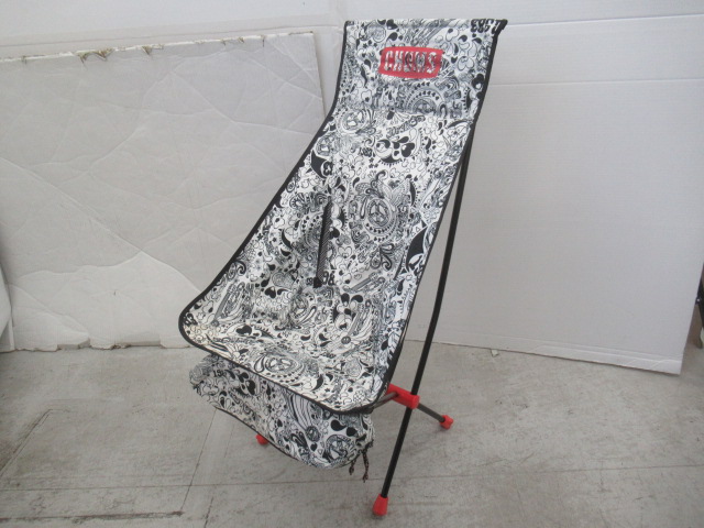 CHUMS（チャムス） フォールディングチェア ブービーフットハイ ラブ&ピース柄