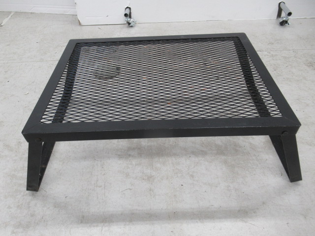 CAMP MANIA PRODUCTS（キャンプマニアプロダクツ） ローグリルスタンド M