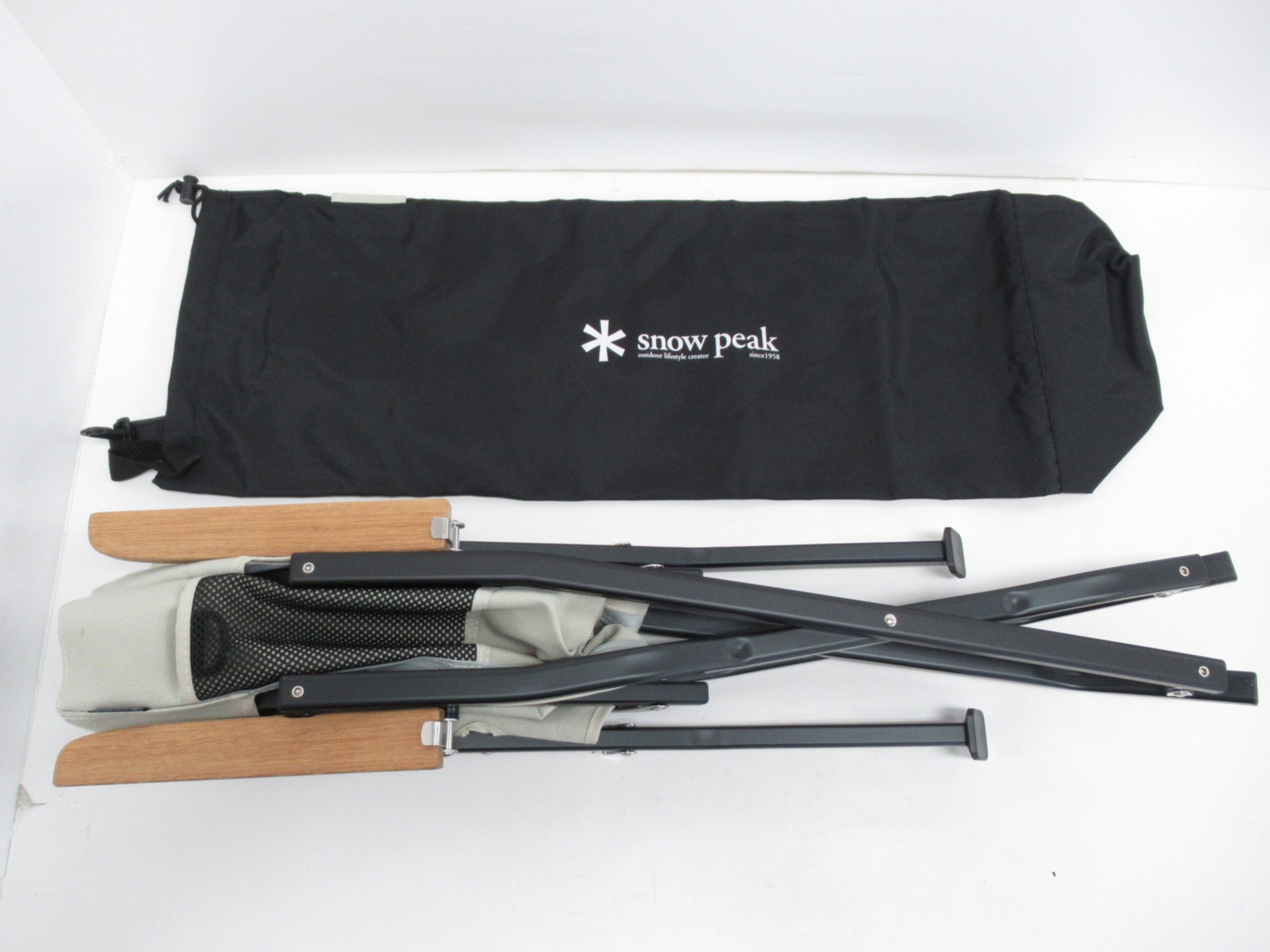 Snow Peak（スノーピーク） ローチェア ショート アイボリー (1)