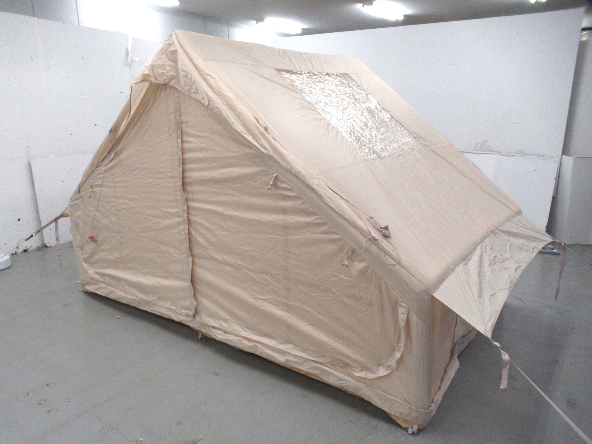 その他ブランド インフレータブルテント 4人用