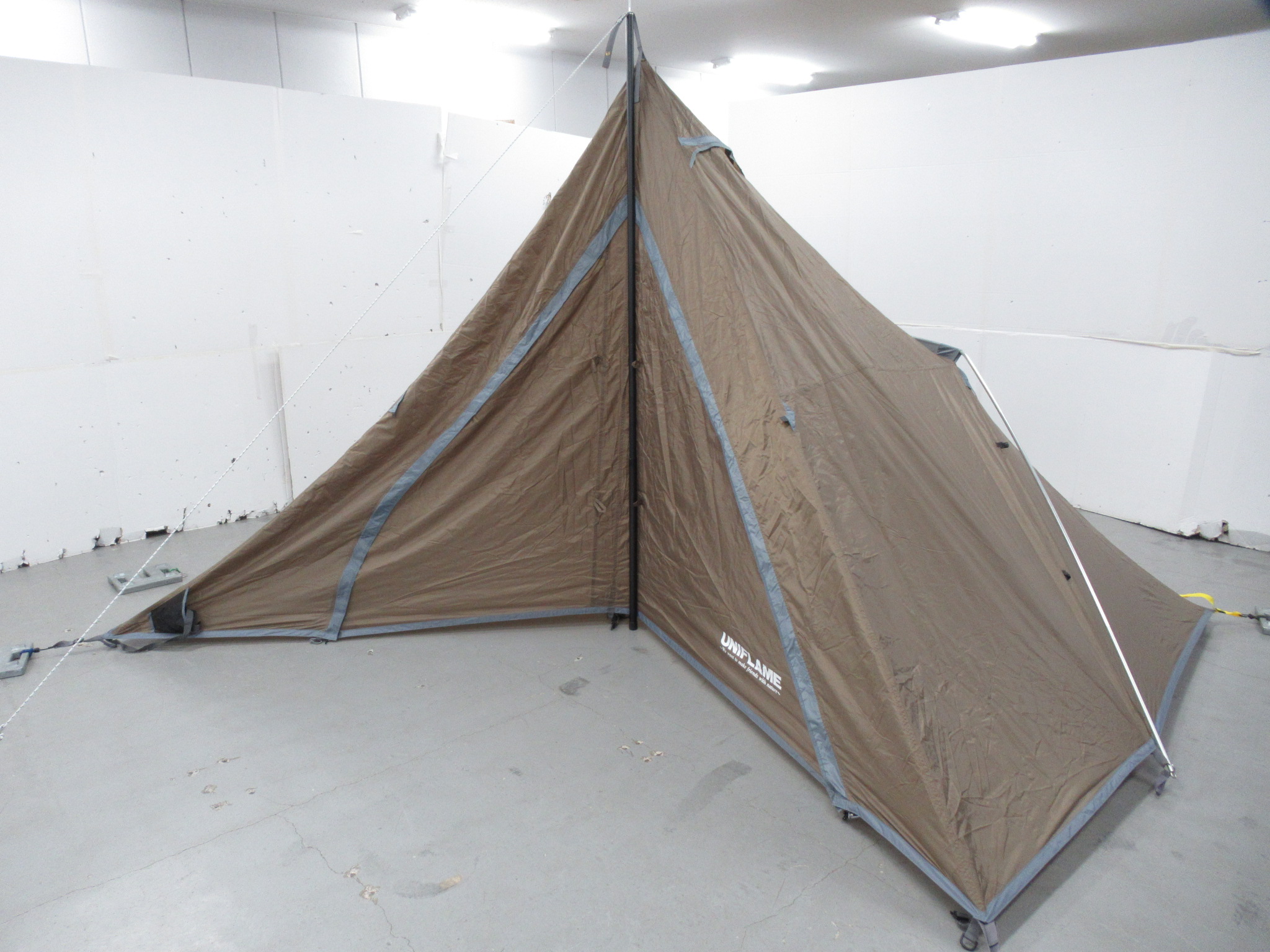 UNIFLAME（ユニフレーム） REVOルーム4プラス2