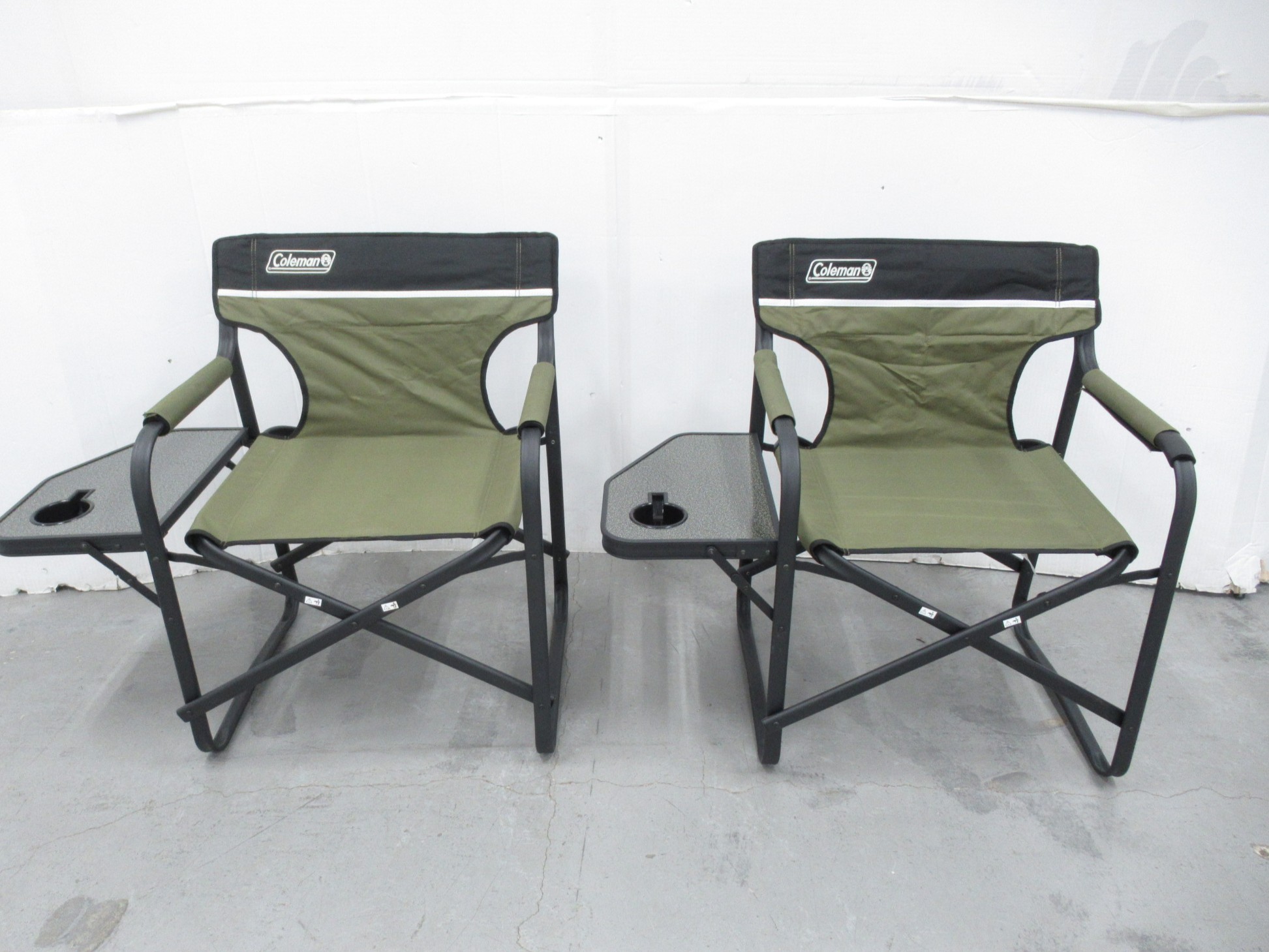 Coleman（コールマン） サイドテーブル付デッキチェア(オリーブ) 2脚セット