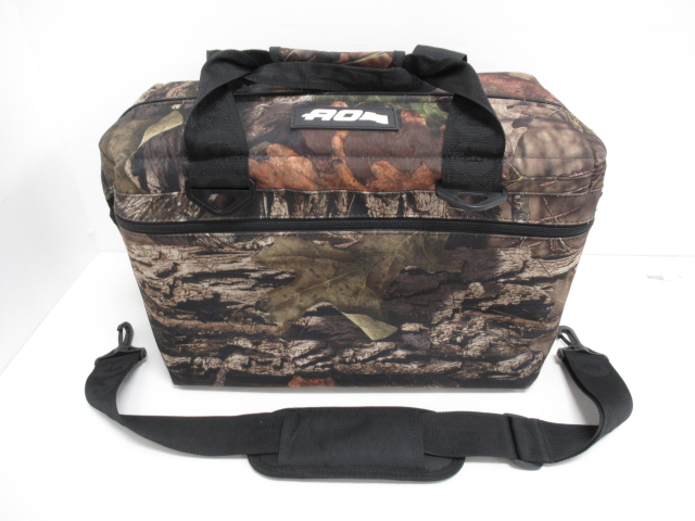 AO Coolers（エーオークーラーズ） 24パック キャンバス ソフトクーラー