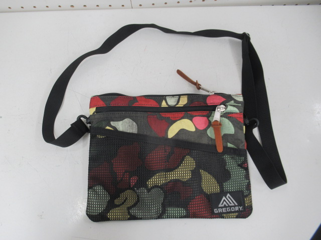 GREGORY（グレゴリー） クラシックサコッシュM ガーデンカモ