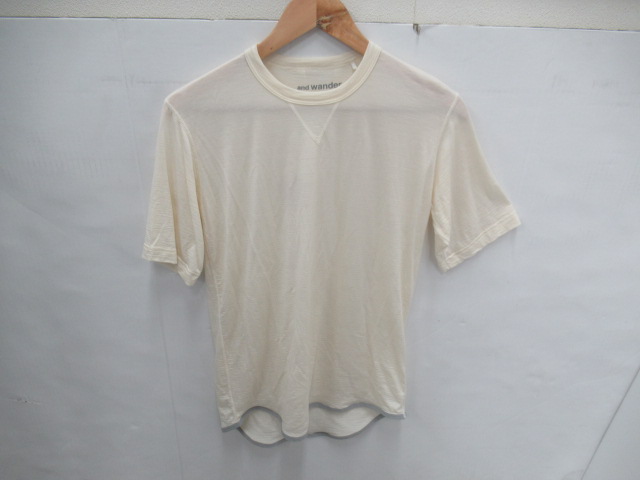 and wander（アンドワンダー） メリノウール ショートスリーブティー