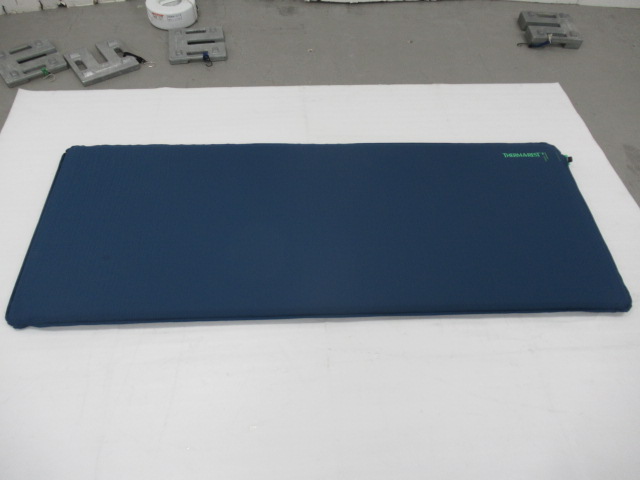 THERMAREST（サーマレスト） ベースキャンプXL (1)