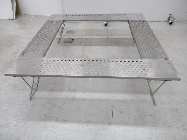 Coleman（コールマン） ファイアープレイステーブル