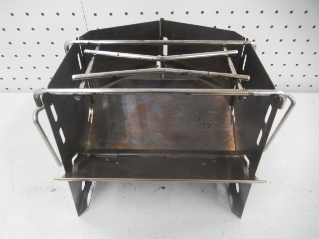 UNIFLAME（ユニフレーム） 薪グリルSolo