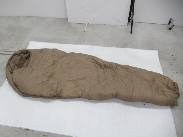 Snow Peak（スノーピーク） ミリタリースリーピングバッグ サンド