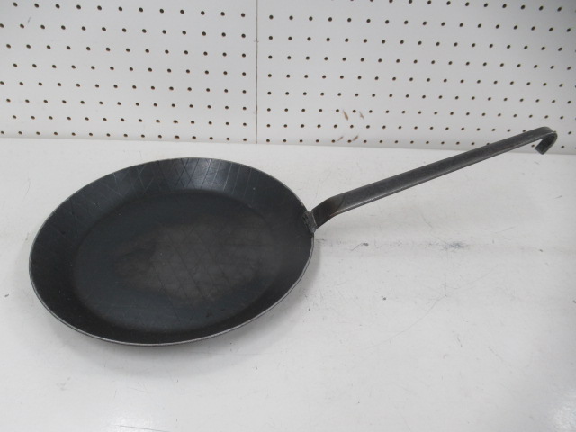 turk（ターク） ロースト用 フライパン 28cm 鉄製