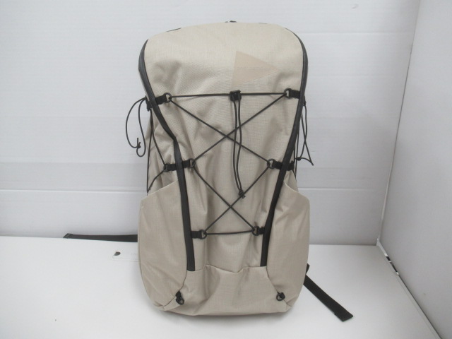 and wander（アンドワンダー） Heather Backpack