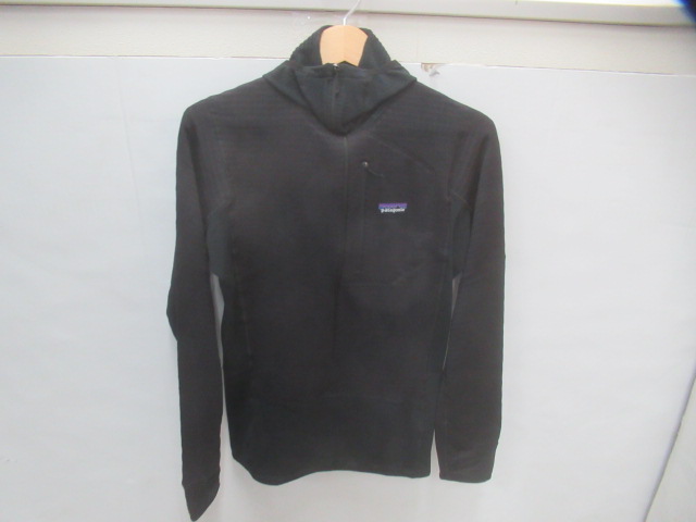 patagonia（パタゴニア） メンズ・R1プルオーバー・フーディ