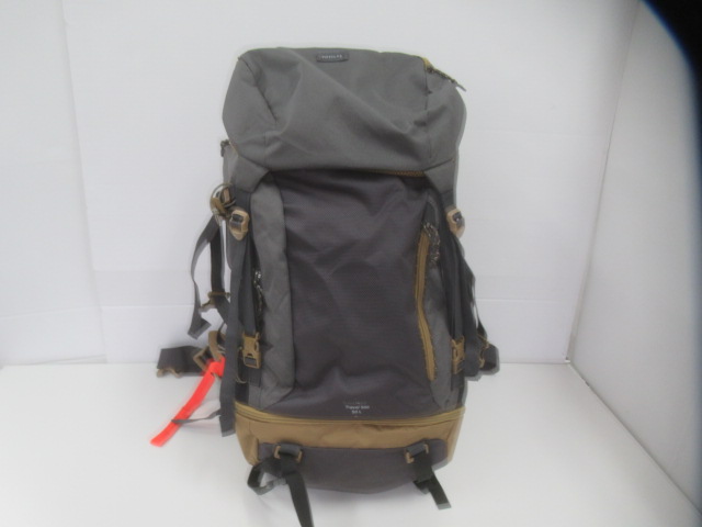 Quechua（ケシュア） FORCLAZ トラベル バックパック 50L ESCAPE