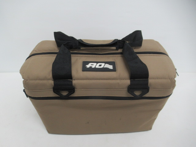 AO Coolers（エーオークーラーズ） 24パック キャンバス ソフトクーラー