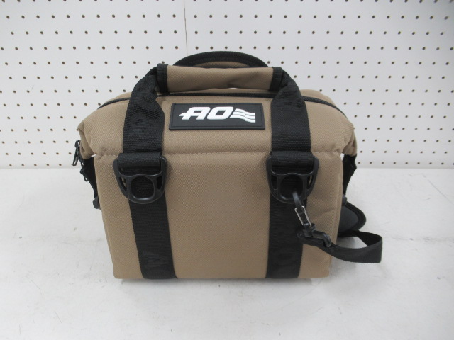 AO Coolers（エーオークーラーズ） キャンバスソフトクーラー 6パック サンドトープ AO6TA