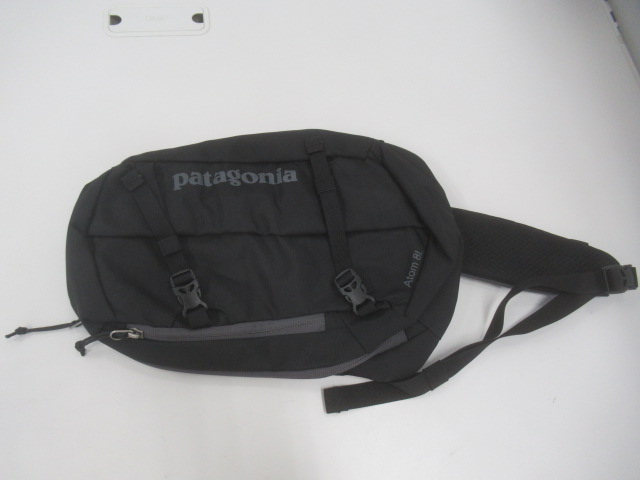 patagonia（パタゴニア） アトム・スリング 8L