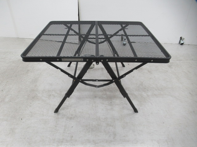 Campers Collection（キャンパーズコレクション） タフライトアクションテーブル(86×70cm)