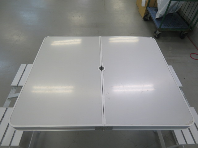 Coleman（コールマン）  アルミピクニックテーブル