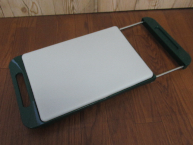 Coleman（コールマン）  容器付まな板(スライドストッパー付)