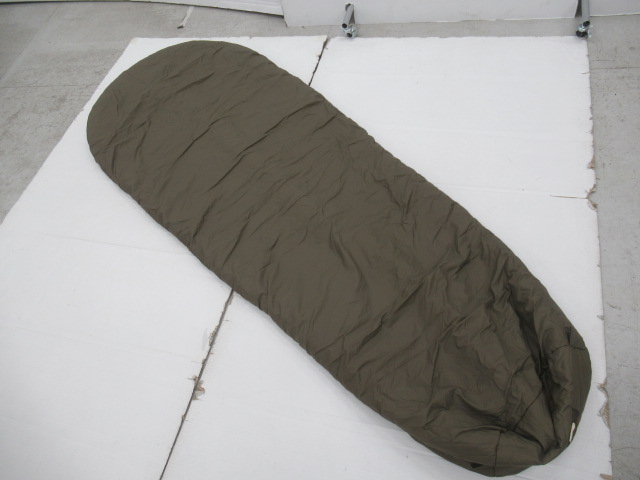 その他ブランド  CARINTHIA ディフェンス4 サイズM 185