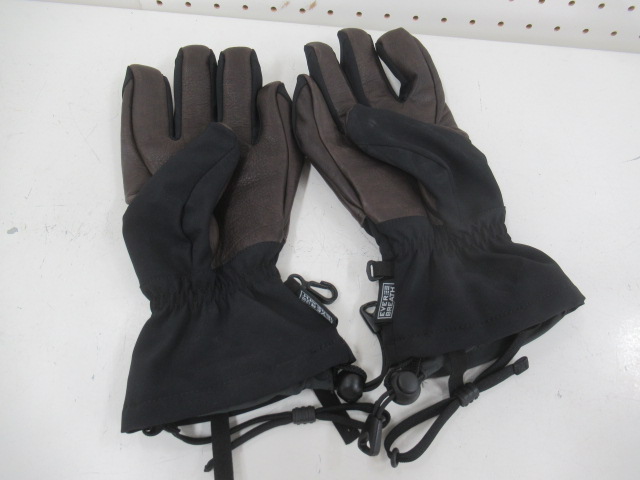 finetrack（ファイントラック）  エバーブレス スノーシェルグローブ