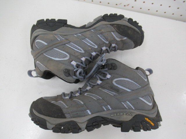 MERRELL（メレル）  モアブ2ミッドゴアテックス レディース