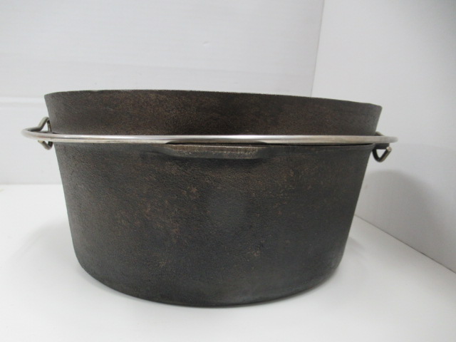 CAPTAIN STAG（キャプテンスタッグ）  ダッチオーブン＆ダッチオーブンスタンドセット