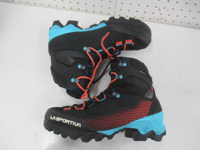 LA SPORTIVA（ラ・スポルティバ）  エクイリビウム ST GTX ウーマン+ブーツケース