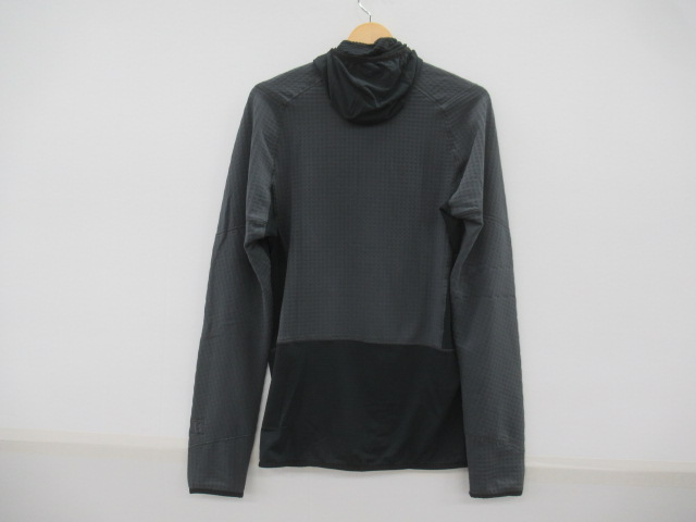 patagonia（パタゴニア）  メンズ・R1プルオーバー・フーディ