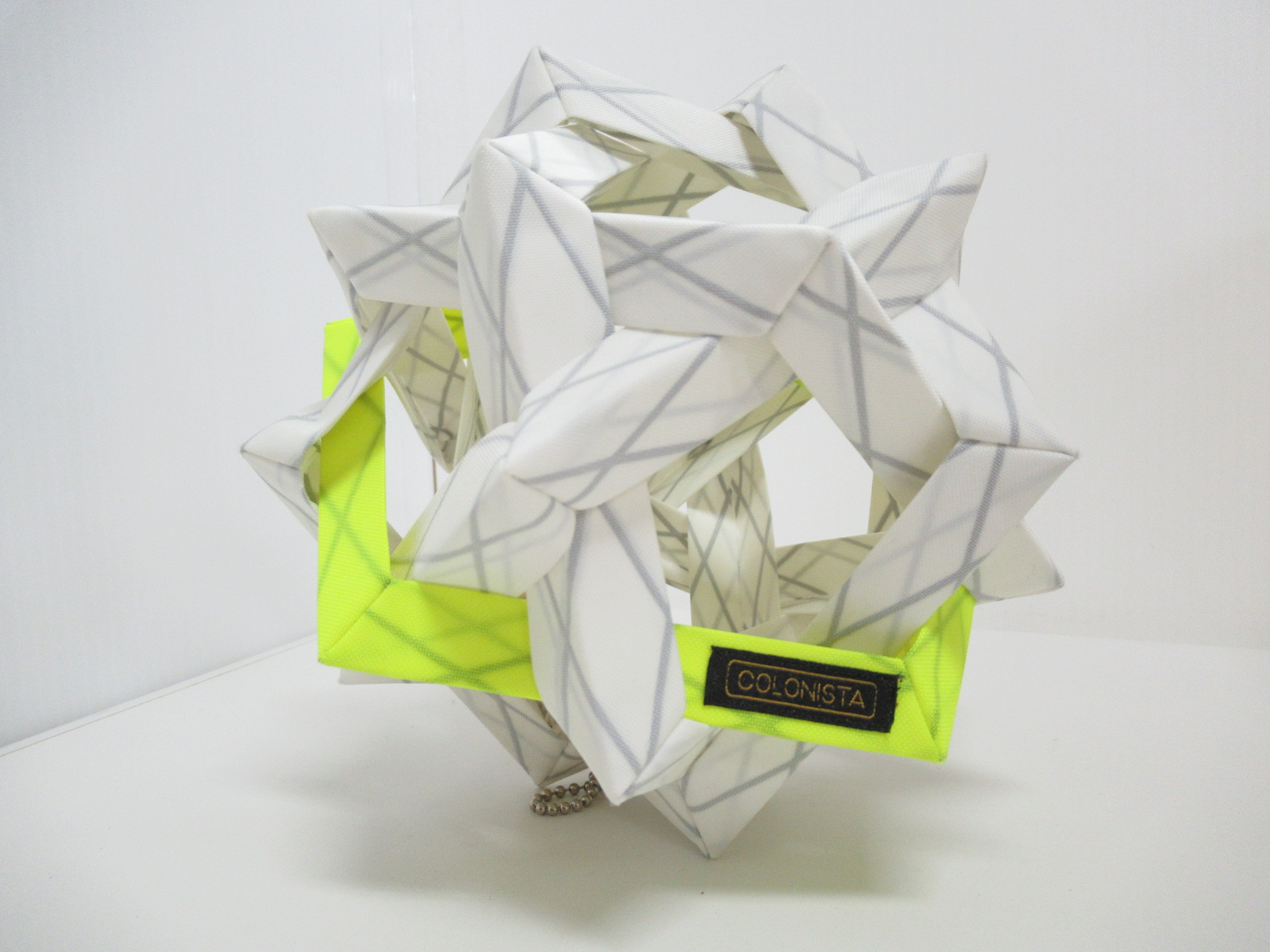 その他ブランド  COLONISTA OMAN10 ホワイト×イエロー