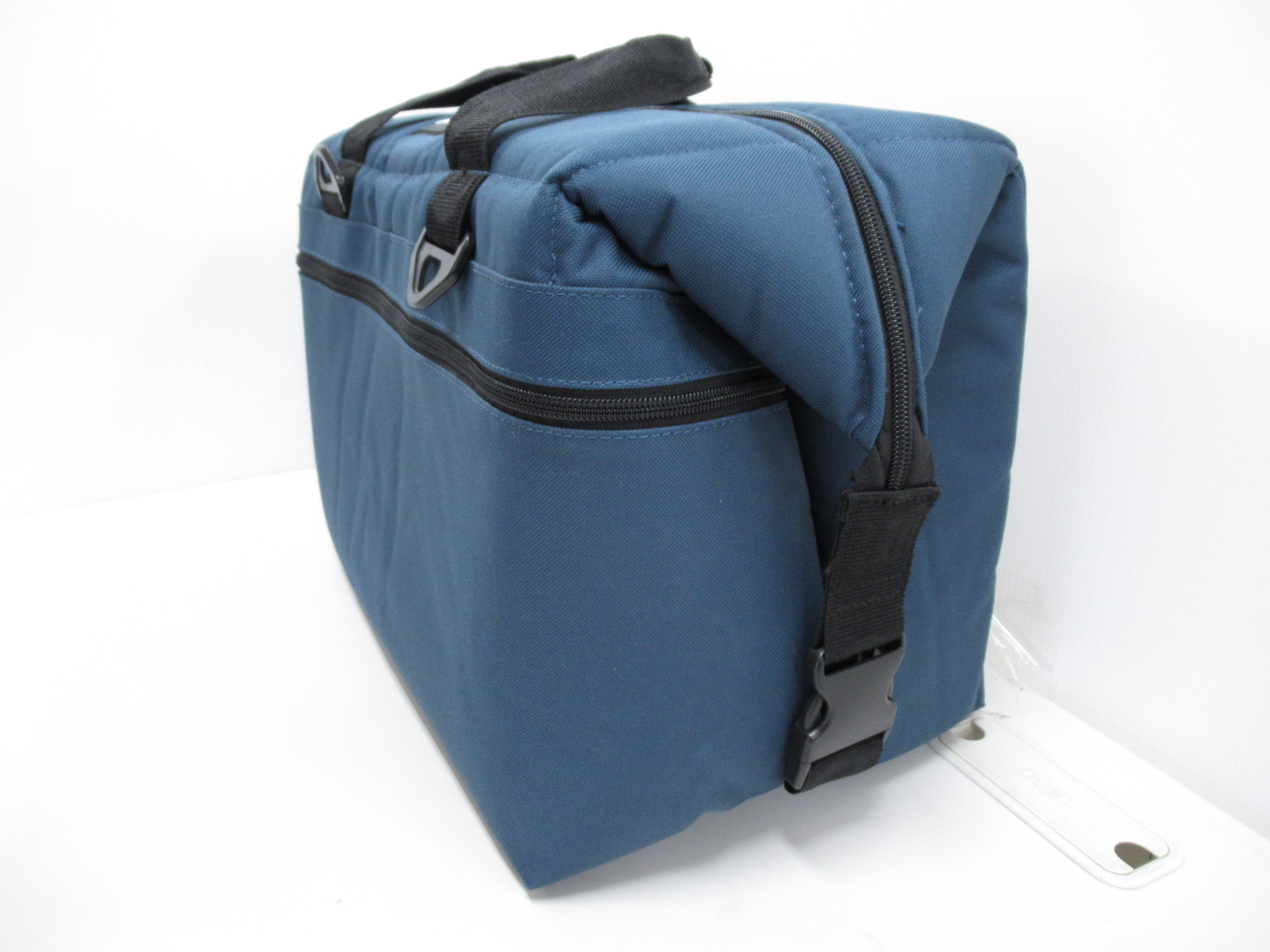 AO Coolers(エーオークーラーズ) 24パック キャンバス ソフトクーラー