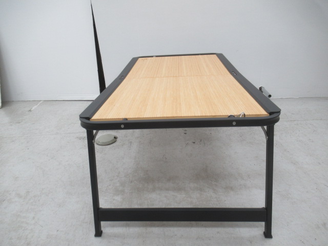 TOKYO CRAFTS（トウキョウクラフト）  スリークモダンテーブル