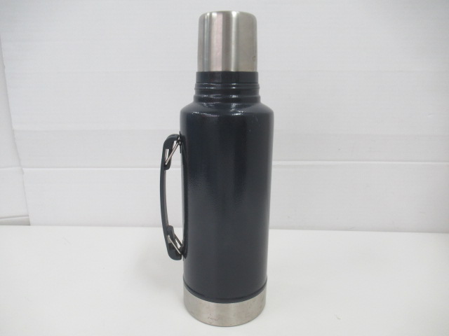 STANLEY(スタンレー) クラシック真空ボトル 1.9L