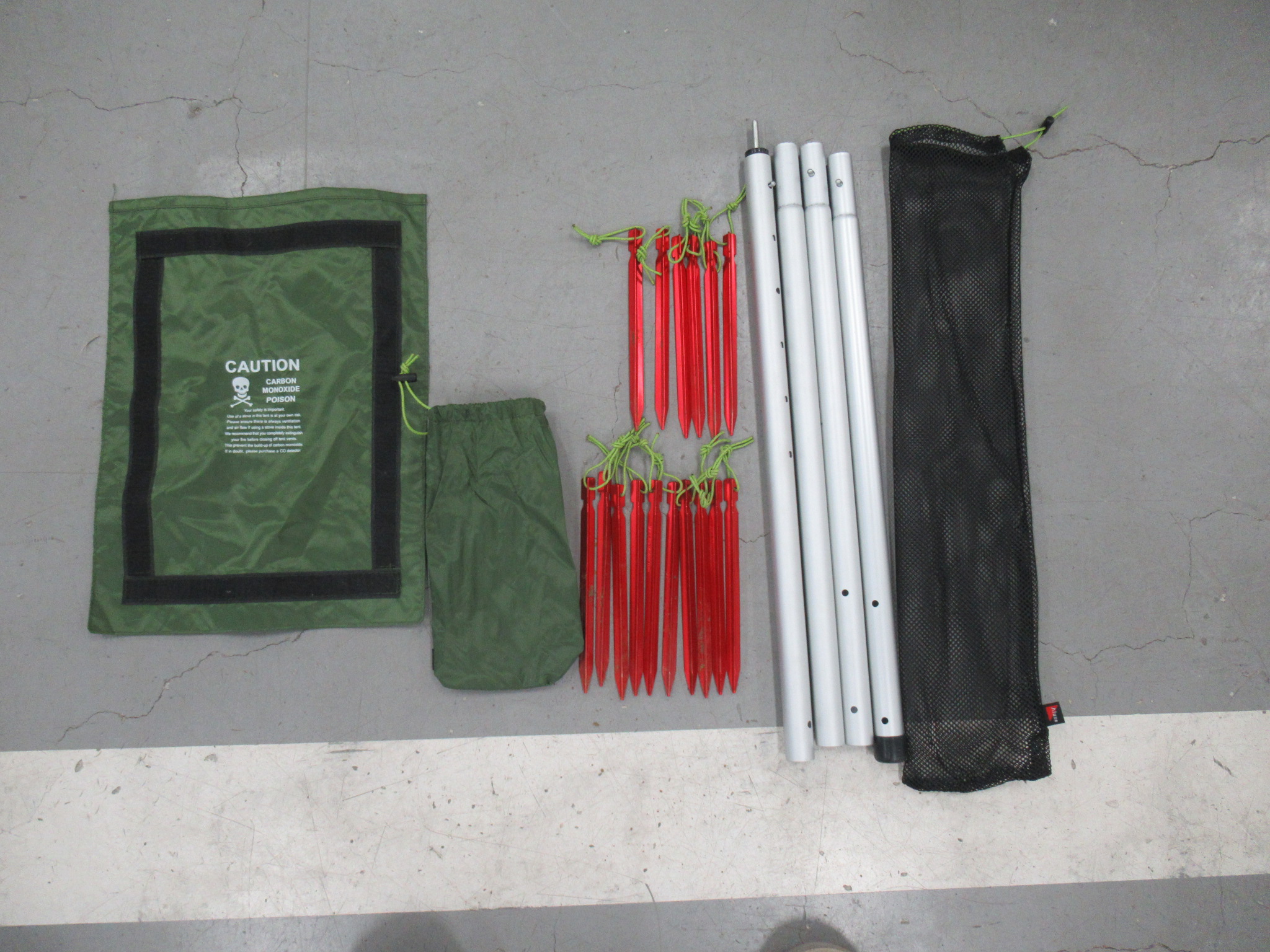 Luxe（ルクセ）  メガホーン3 シェルター セット