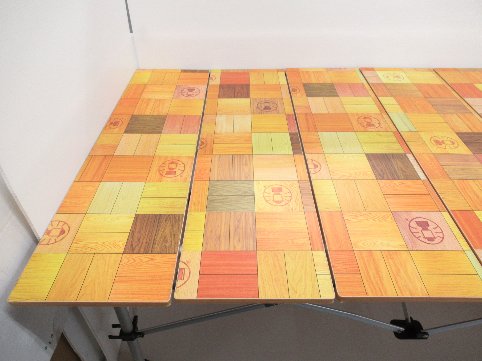 Coleman（コールマン）  ナチュラルモザイクロールテーブル120