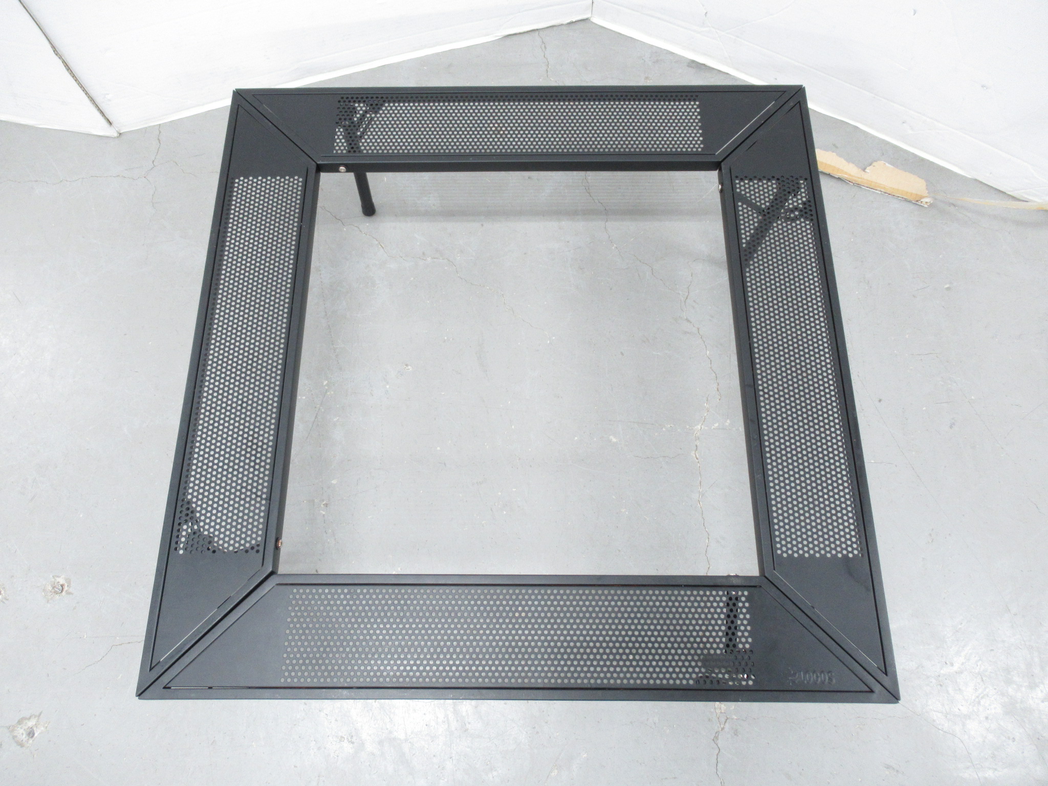 LOGOS（ロゴス）  アイアン囲炉裏テーブル