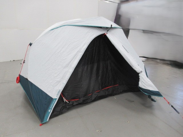 Quechua（ケシュア）  2 SECONDS EASY FRESH&BLACK