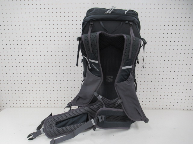 SALOMON（サロモン）  AEROTREK 30+レインカバー