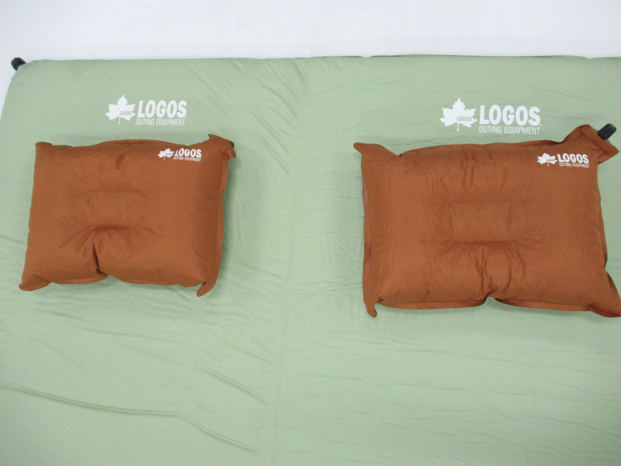LOGOS（ロゴス）  55セルフインフレートマット・DUO ピロー2点セット