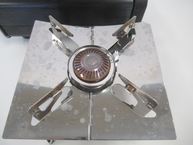 IWATANI(イワタニ) FORE WINDS フォールディングキャンプストーブ