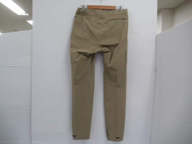 mont-bell（モンベル）  ペダリングパンツ ライト タン