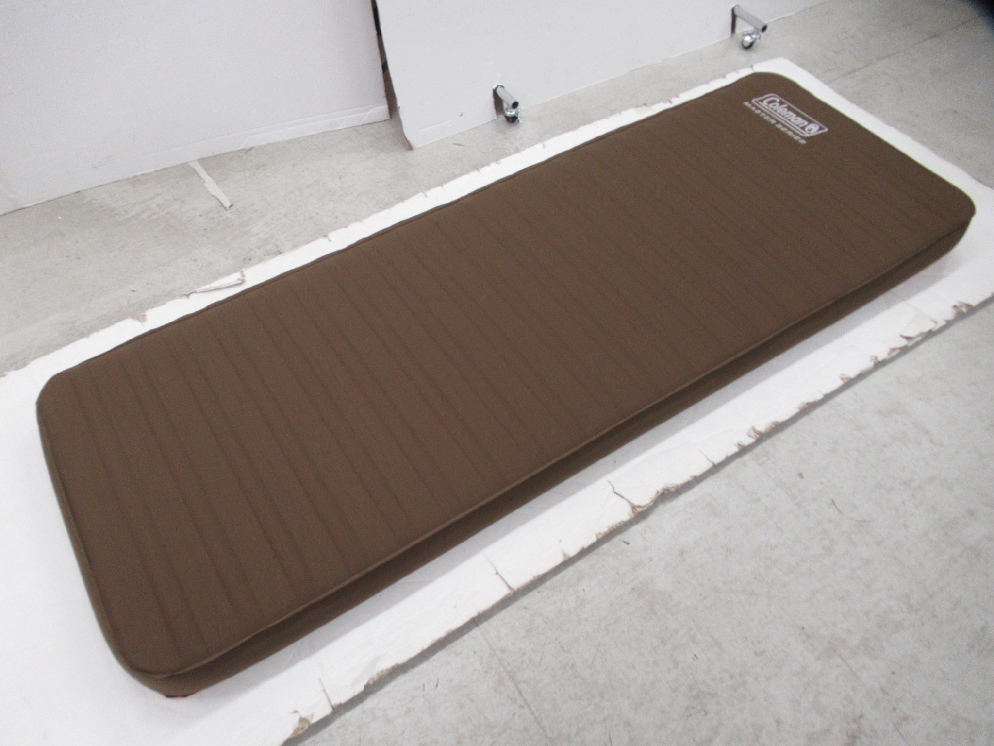 Coleman（コールマン）  コンフォートインフレーターマットハイピーク/シングル (2)